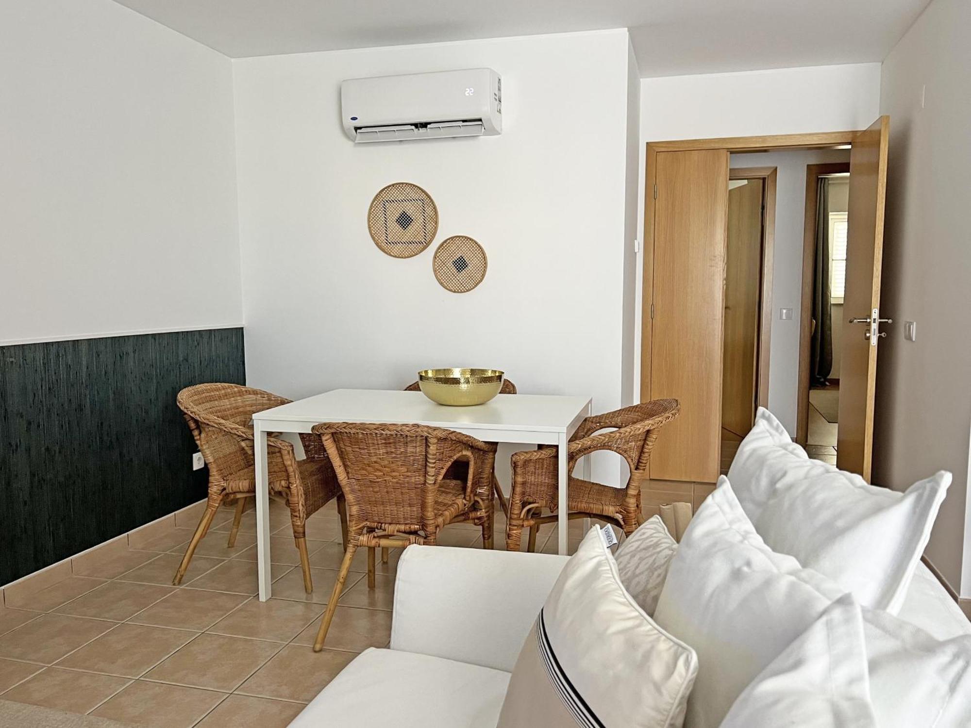 Apf Beach T2 Cabanas Home By Junto Ao Mar 卡巴纳斯·德·塔维拉 外观 照片